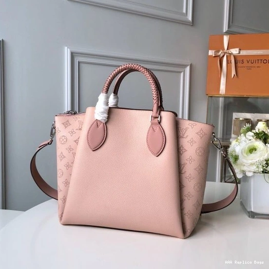 Aaa replica bags Bag Haumea Vuitton Louis 0802